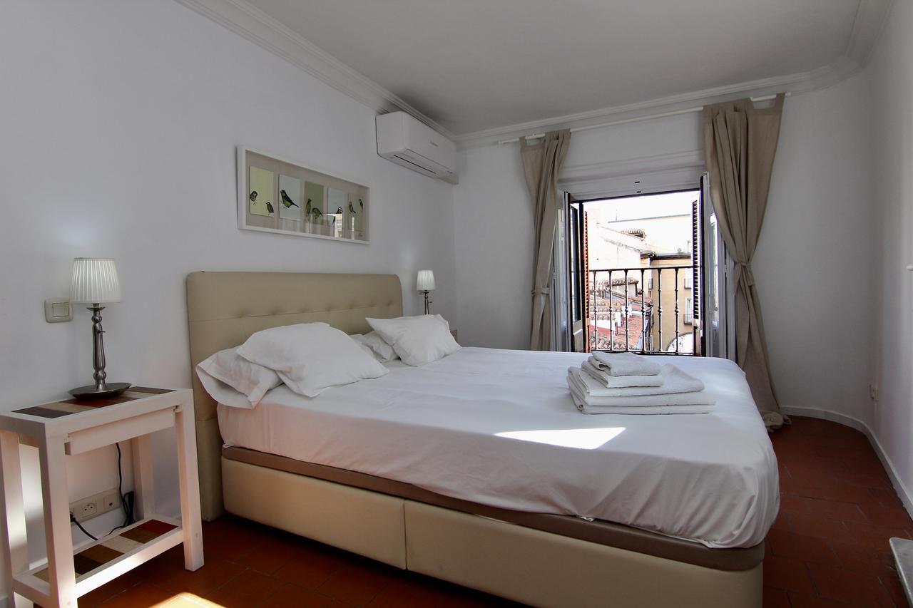 Apartamentos Madrid Centro B Eksteriør billede