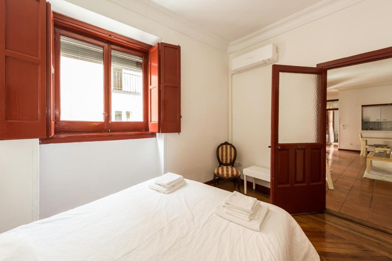 Apartamentos Madrid Centro B Eksteriør billede